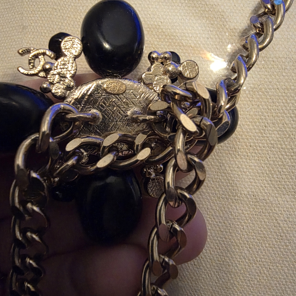 CHANEL Gold and Black Chain Belt - Picture 6 of 7